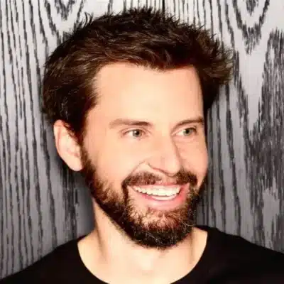 Hinge: Do Idealismo ao Sucesso com 30 Milhões de Usuários e US$ 550 Milhões em Projeção