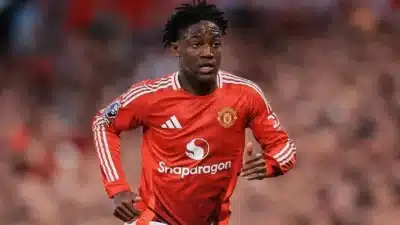 Kobbie Mainoo: Manchester United investe no futuro do jovem talento