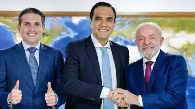 Gustavo Feliciano Assume Ministério do Turismo com nomeação de Lula e apoio de Cabral