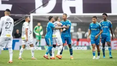 Neymar e Ryan Guilherme protagonizam discussão no clássico entre Santos e Cruzeiro!