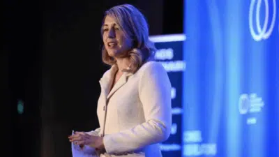 Canadá e Mercosul buscam acordo de livre comércio até 2026, em reação ao protecionismo dos EUA