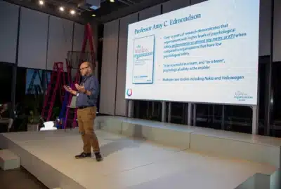 Scott Chambers destaca segurança psicológica como pilar para performance empresarial