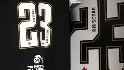 Vasco e R10 Score renovam parceria até 2027 com festa no Maracanã