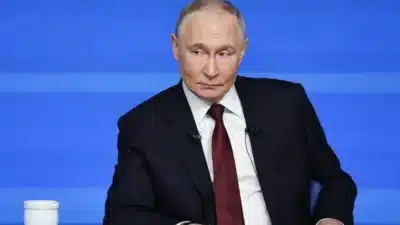 Putin declara disposição para paz na Ucrânia em entrevista de 2025