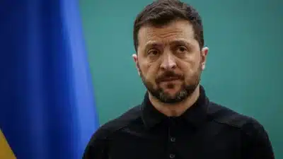 Zelensky Pede Cessar-Fogo para Eleições na Ucrânia e Busca Mediação EUA