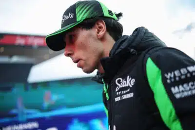 Enzo Bortoleto Apresenta Desempenho Misto e Frustração no GP de Abu Dabi