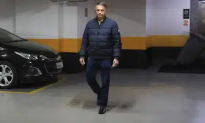 Bolsonaro passa por cirurgia para tratar soluços persistentes após crises