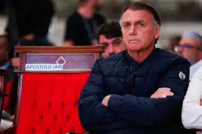 Bolsonaro em monitoramento: equipe médica atualiza quadro de saúde e agenda novos procedimentos