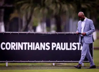 Fabinho Soldado se despede do Corinthians em vídeo e critica situação política