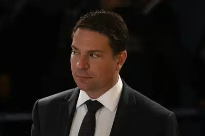 Alexandre Ramagem acusa covardia e cita STF após cassação do mandato