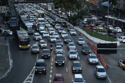 Governo lança aplicativo CNH do Brasil para renovar carteira digital