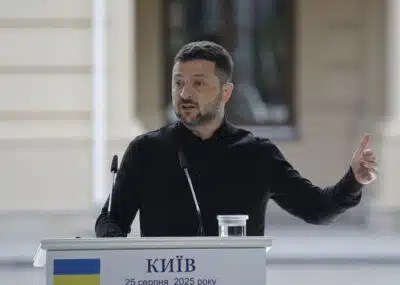 Volodymyr Zelensky Exige Garantias e Busca Cessar-Fogo em Reuniões de Berlim
