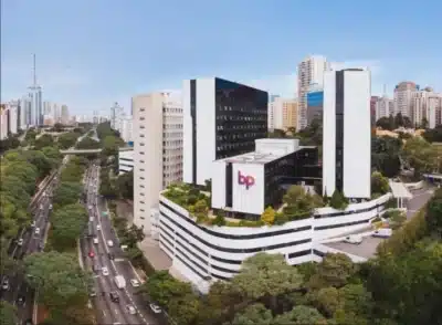 Faculdade BP lança Enfermagem e Psicologia com nota máxima em 2026