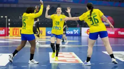 Seleção Brasileira de Handebol Feminino enfrenta Alemanha nas quartas do Mundial!
