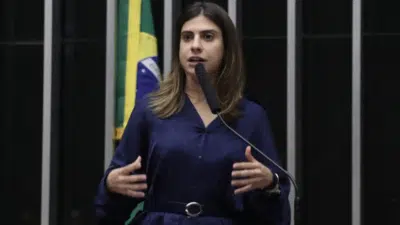 Partido Novo acusa deputada Camila Jara de agressão no plenário da Câmara