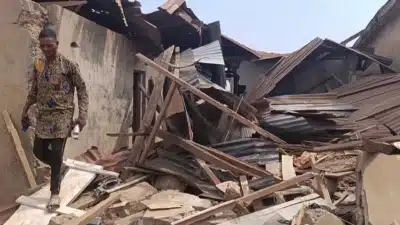 Projétil em Jabo: Choque e Confusão na Vila Nigeriana de Sokoto