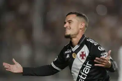 Coutinho Exalta Torcida do Vasco em Virada Histórica Contra o Fluminense