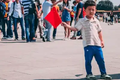 China oferece partos hospitalares gratuitos para combater declínio populacional