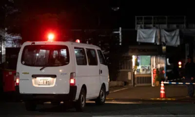 Homem preso após ataque com arma branca e líquido em fábrica no Japão