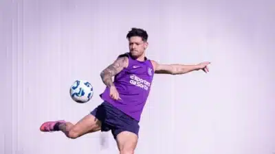 Corinthians se Re apresenta com Depay e dúvidas com Raniele e Yuri