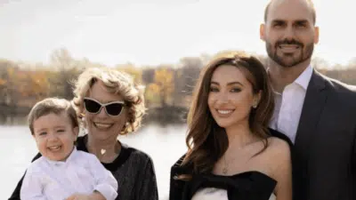 Heloisa Bolsonaro Publica Fotos da Família nos EUA Após Cassação do Mandato