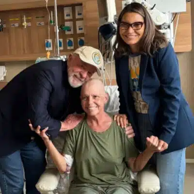 Lula e Rosângela visitam Roseana Sarney no Sírio Libanês em tratamento contra câncer