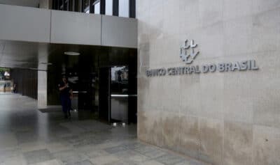 Banco Focus Projeta Recuperação da Economia Brasileira em 2025