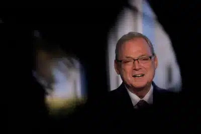 Trump decide reduzir juros no Fed, com pressão da Casa Branca