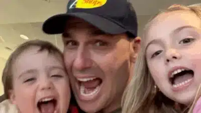 Bolsonaro publica foto, enquanto ex-presidente é hospitalizado em cirurgia