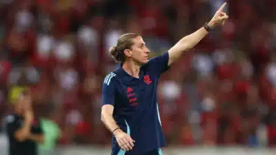 Flamengo garante permanência de Filipe Luís com contrato estendido até 2027!