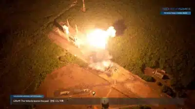 Explosão marca o lançamento do Hanbit-Nano em Alcântara, no Maranhão