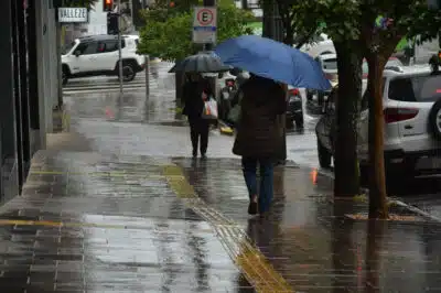 Temporal intenso atinge São Paulo: CGE em alerta severo em SP