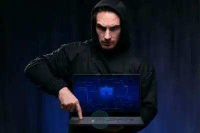 Golpes no Natal: Como se Proteger Contra Táticas de Golpistas Fraudulentos