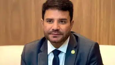 Goverador do Acre é indiciado por corrupção e crimes financeiros no STF