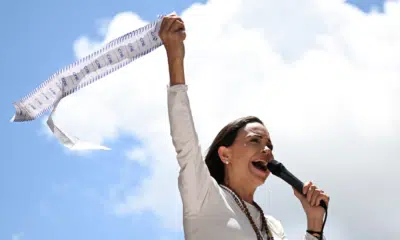 Corina Machado busca Prêmio Nobel da Paz em Oslo após desafios na Venezuela