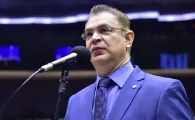Sóstenes Cavalcante critica cassação de Bolsonaro e Ramagem no plenário da Câmara
