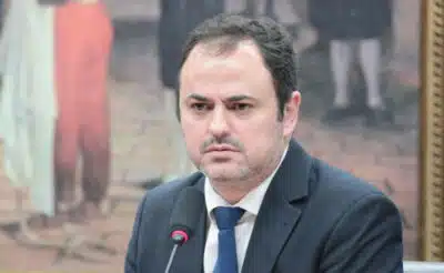 Deputado Glauber Braga é Destituído da Câmara em Drama Polêmico