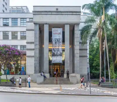 Roubo Impactante em Biblioteca Mário de Andrade: Obras de Arte Desaparecem em SP