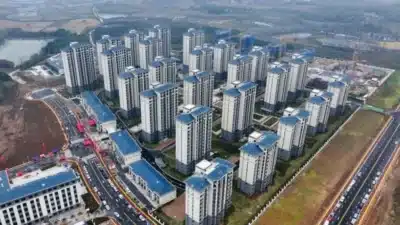 China: Construção Imobiliária Desacelera e Indica Mudança Estrutural em 2025