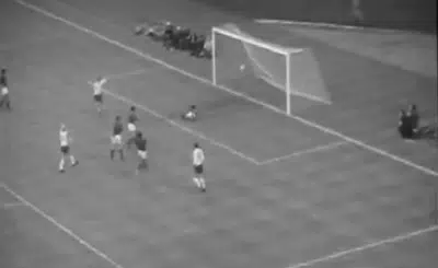 Alemanha x Inglaterra na final da Copa de 1966: Eusébio e disputa polêmica!