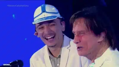 João Gomes emocionada com participação em especial de Natal com Roberto Carlos