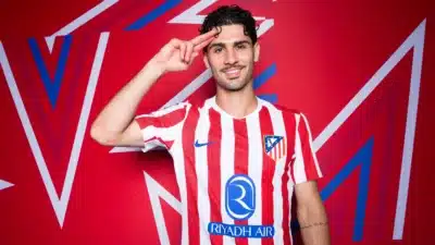 Flamengo publica foto errada de Jhonny Cardoso e causa polêmica nas redes!