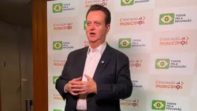 Gilberto Kassab apoia PL da Dosimetria com ressalvas sobre voto livre no Senado