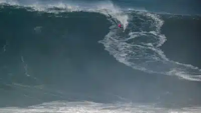 Lucas “Chumbo” Chianca Vence e se Salva em Nazaré Big Wave Challenge