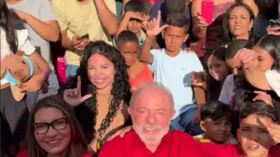 Lula e Janja celebram Natal com funcionários da Presidência em Brasília