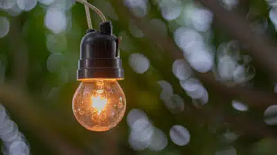 Tarifa Social Energia: Desconto de 100% em 2026 para Famílias de Baixa Renda