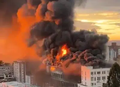 Colégio Marista em Santa Maria pega fogo: chamas e fumaça assustam comunidade