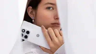 Motorola lança Edge 70 Edição Especial com cristais Swarovski e Pantone 2026