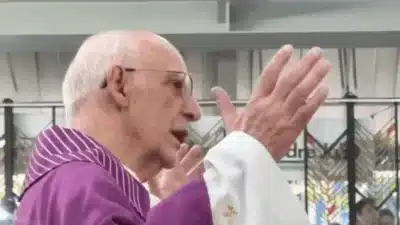 Padre Lancellotti Prioriza Fiéis Após Suspensão das Transmissões Online