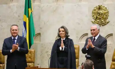 Ministra Cármen Lúcia surpreende ao cumprimentar o povo brasileiro em posse